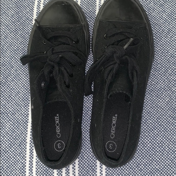 Black sneakers NBW - Picture 3 of 3